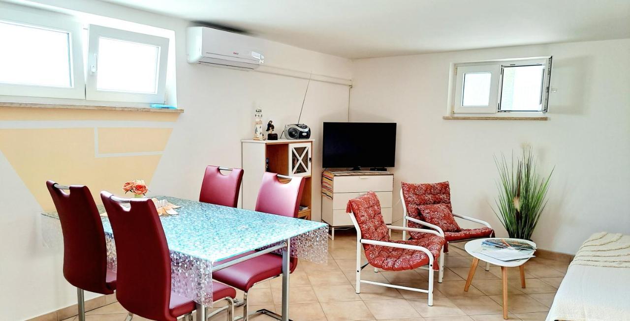Apartment Daudi Banjole Exterior photo
